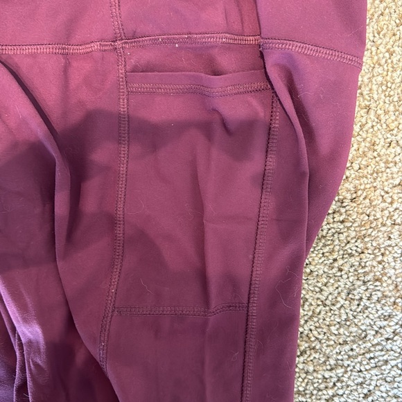 Dark purple spandex shorts - Picture 2 of 3